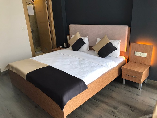 Deluxe Balkonlu Oda (Balkonlu)