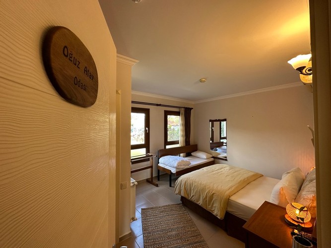 Standard Room (3 Person)