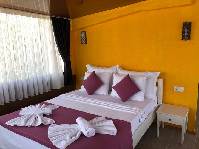 Suit Teras Oda (Teraslı)