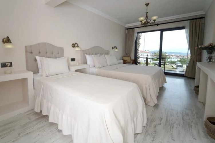 Standard Room, Sea View (3 Person, Balcony)