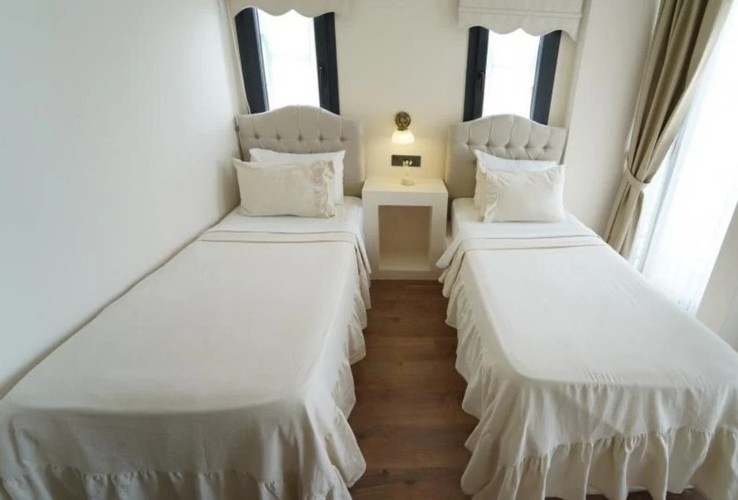 Basic Two Beds Room, Sea View