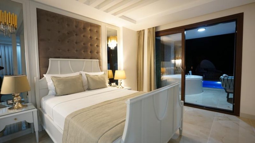 King Suit Oda, Deniz Manzaralı