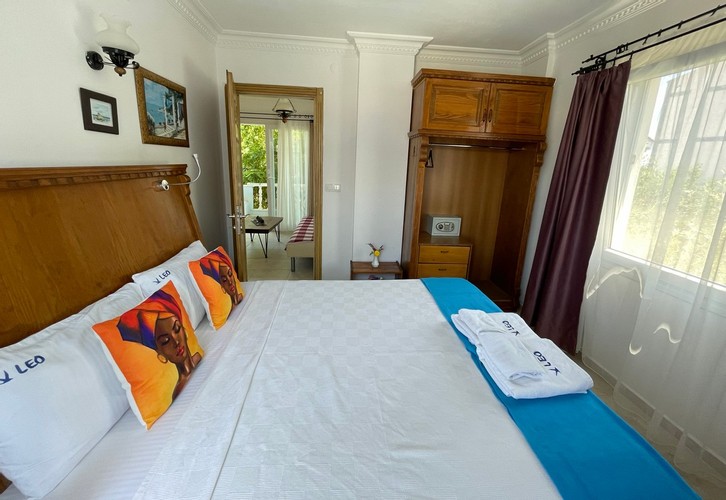 Suit Oda, Bahçe Manzaralı