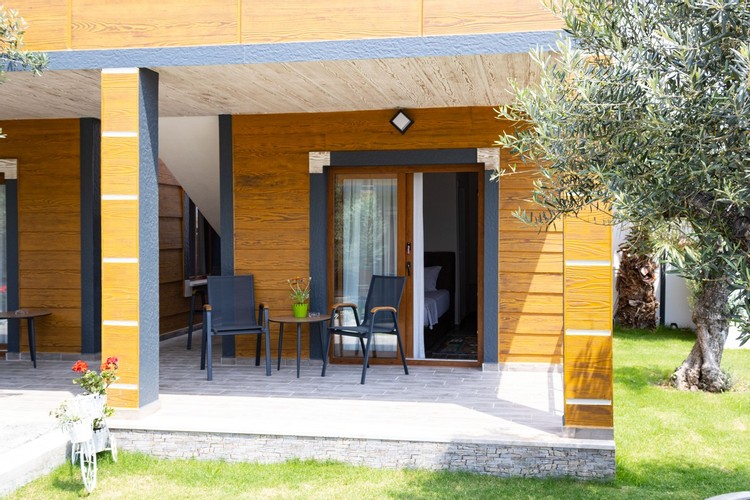 Bahçeli Oda, Bahçe Manzaralı