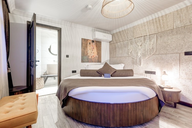 Superior Room (Balcony)