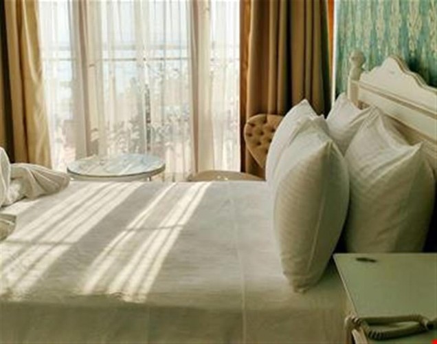 Standart Oda, Kara Manzaralı