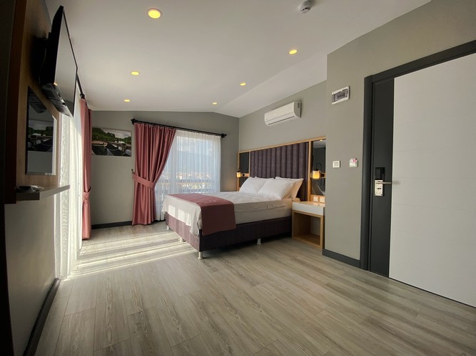 Teras Suit Oda (Teraslı)