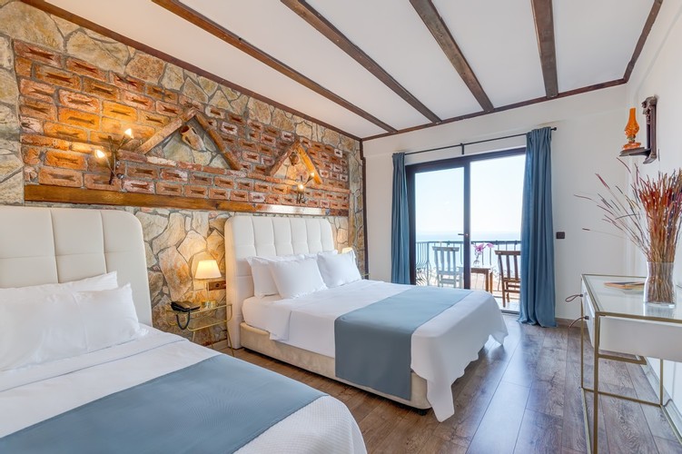 Standard Room (3 Person)