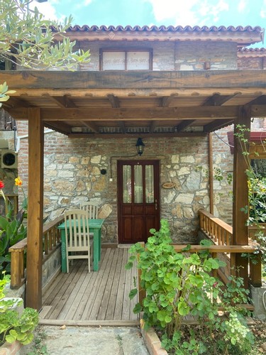 Family Room, Garden View