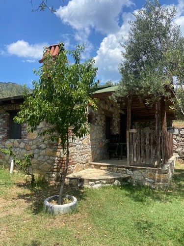 Aile Odası, Bahçe Manzaralı