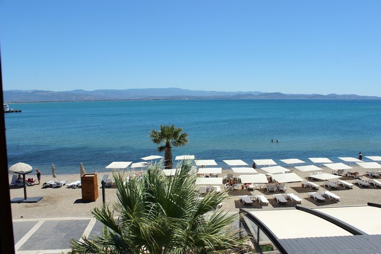 Family Room, Sea View