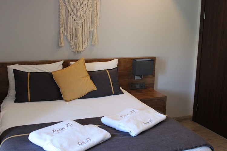 Standard Room, Land View