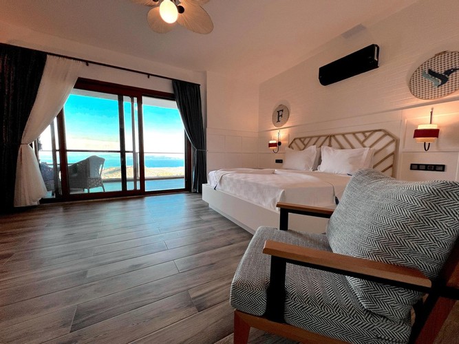 Suit Oda, Deniz Manzaralı