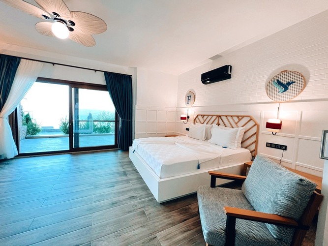 Junior Suit Oda, Deniz Manzaralı