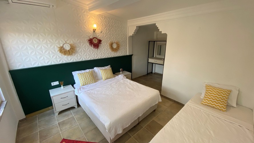 Superior Room (3 Person)
