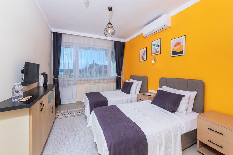 Standard Room, Partial Sea View