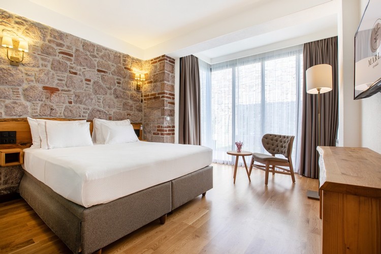 Suit Oda, Bahçe Manzaralı