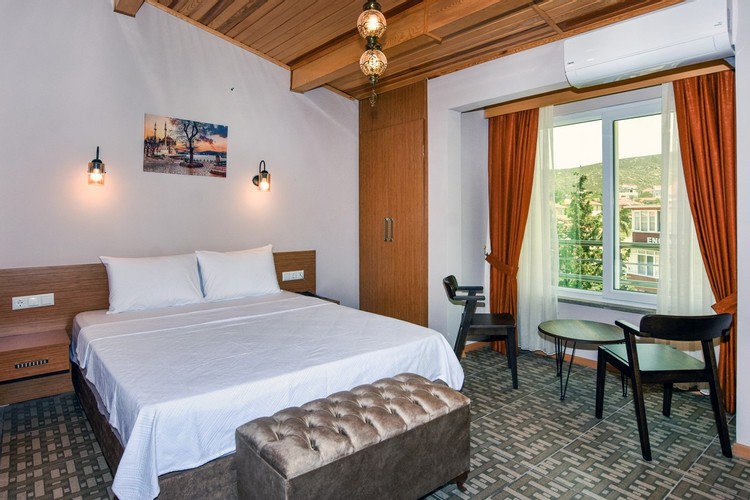 Suit Oda, Dağ Manzaralı