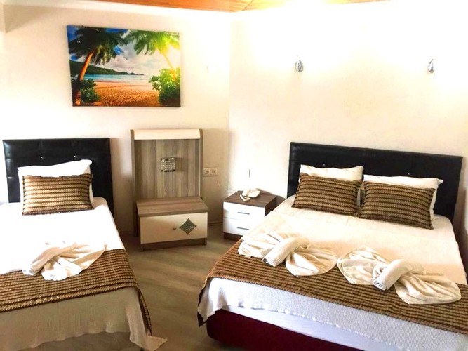 Balkonlu Oda, Deniz Manzaralı (3 Kişilik, Balkonlu)