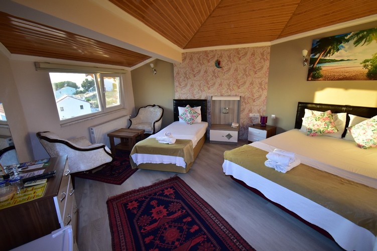 Aile Çatı Teras Odası, Deniz Manzaralı (Teraslı)