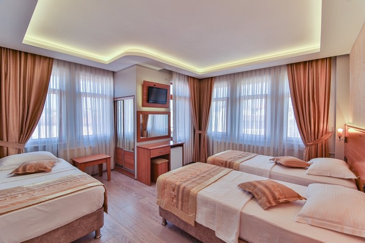 Standard Room (3 Person)