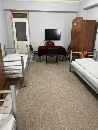 Standart Oda (3 Kişilik, Ortak Banyo)