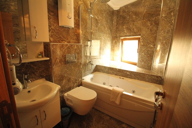 Standart Oda (Jakuzi)