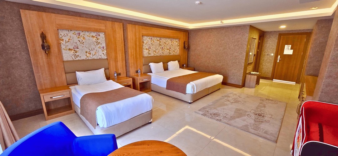 Suite Room (3 Person)
