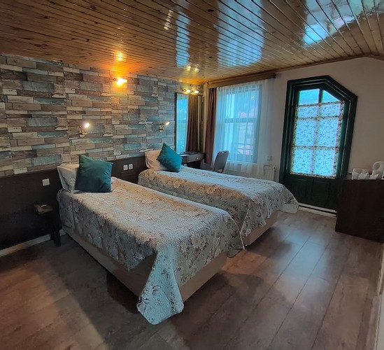 Aile Odası, Dağ Manzaralı