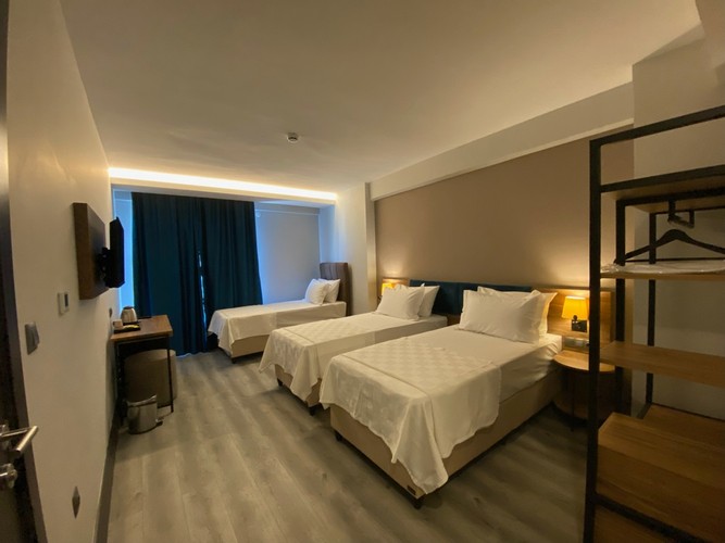 Deluxe Oda (3 Kişilik)