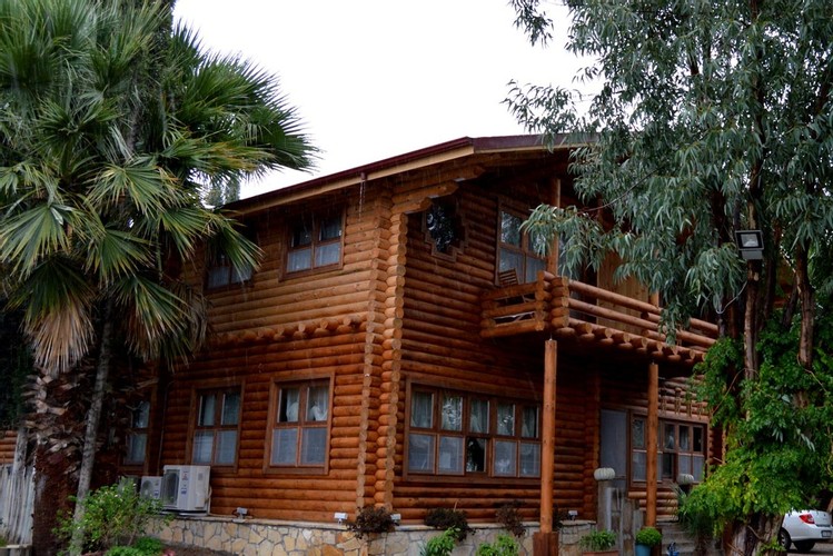 Roof Room, Lake View