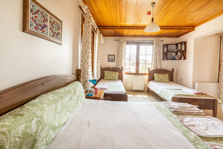 Family Room (Balcony)