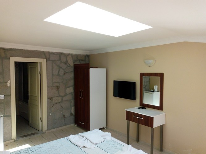 Terrace Room, Forest View (Terrace)