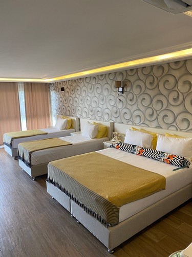 Family Room (4 Person)