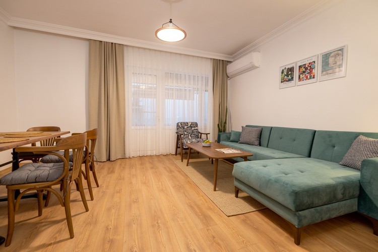 Küçükkuyu Sahil Deniz Manzaralı 2+1 Daire