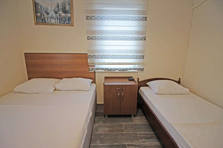 Standard Room (3 Person)