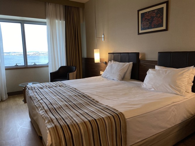 Deluxe Room (3 Person)