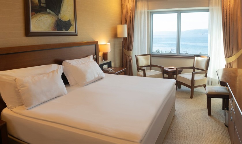 Deluxe Oda (3 Kişilik)