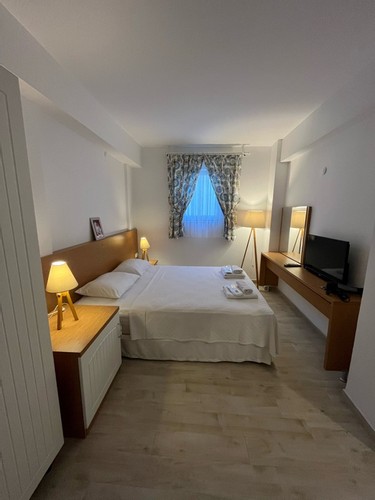 Economy Room - Basement Floor, No View