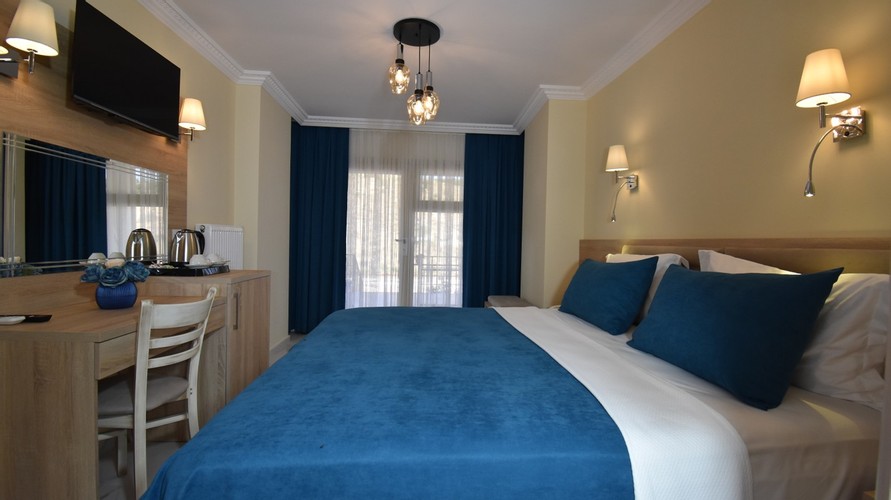 Suit Oda, Bahçe Manzaralı