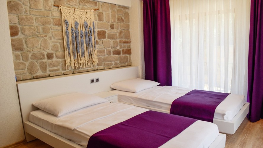 Standart Oda, Bahçe Manzaralı