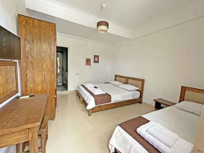 Standard Room (3 Person)