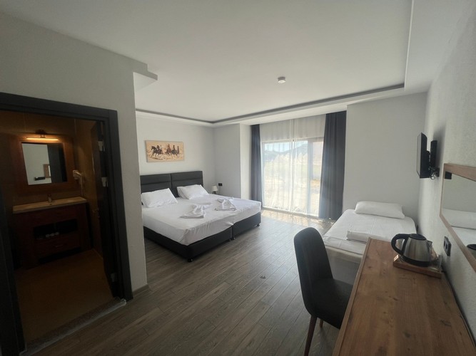 Standard Room (3 Person)
