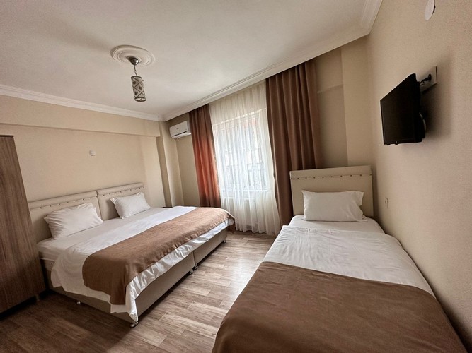 Standard Room (3 Person)