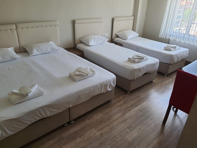 Standard Room (4 Person)