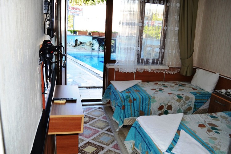 Standard Room (3 Person)