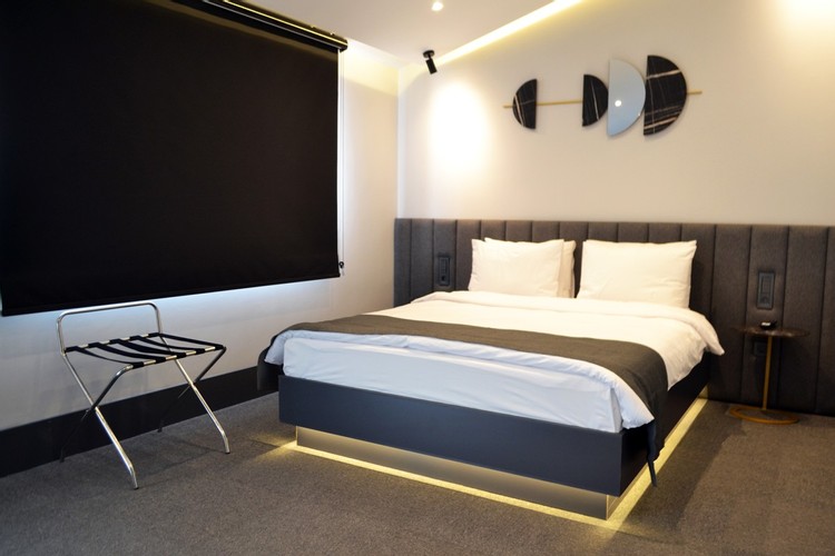 Terrace Room, City View (Terrace)