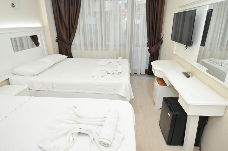 Standard Room (3 Person)