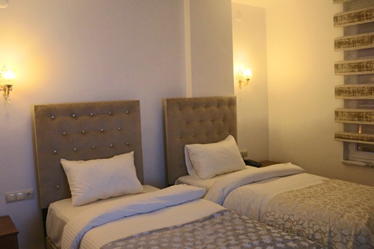 İki Ayrı Yataklı Oda