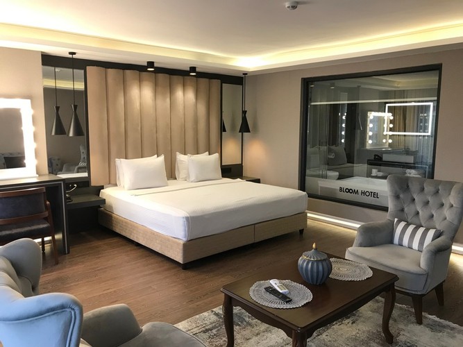 King Suite Room